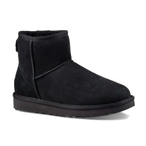 Ugg Classic Mini II Boots Size 7